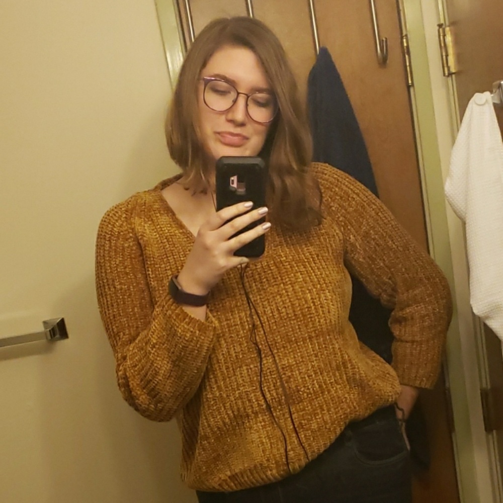 Meet your Posher, Robyn